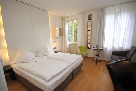 Superior Room at Hotel am Main Veitshöchheim with seating area